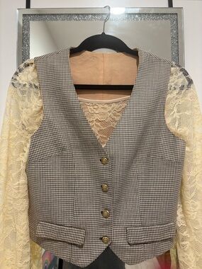 Vintage Cream Lace Sleeve Blouse with Gray Houndstooth Vest